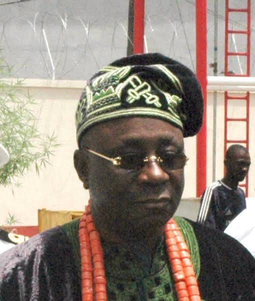 Oba Riliwan Akinolu Biography